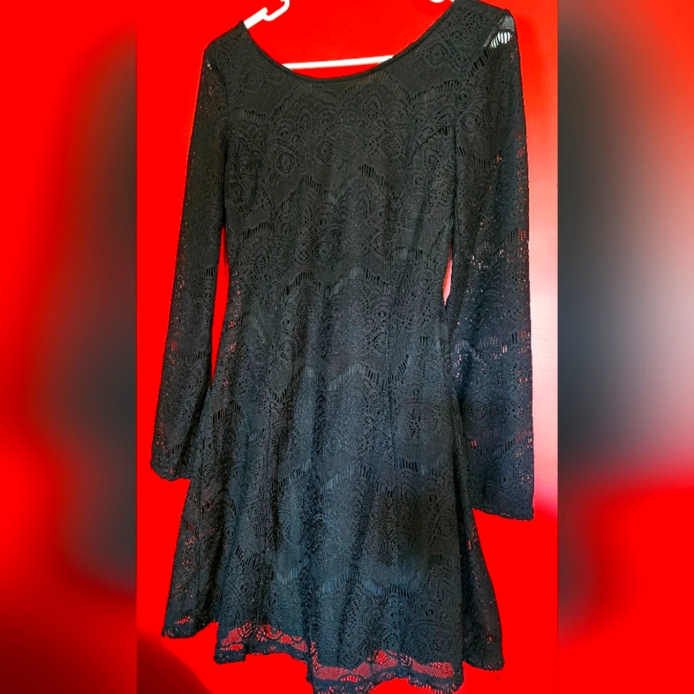 Elegant Black Lace Dress